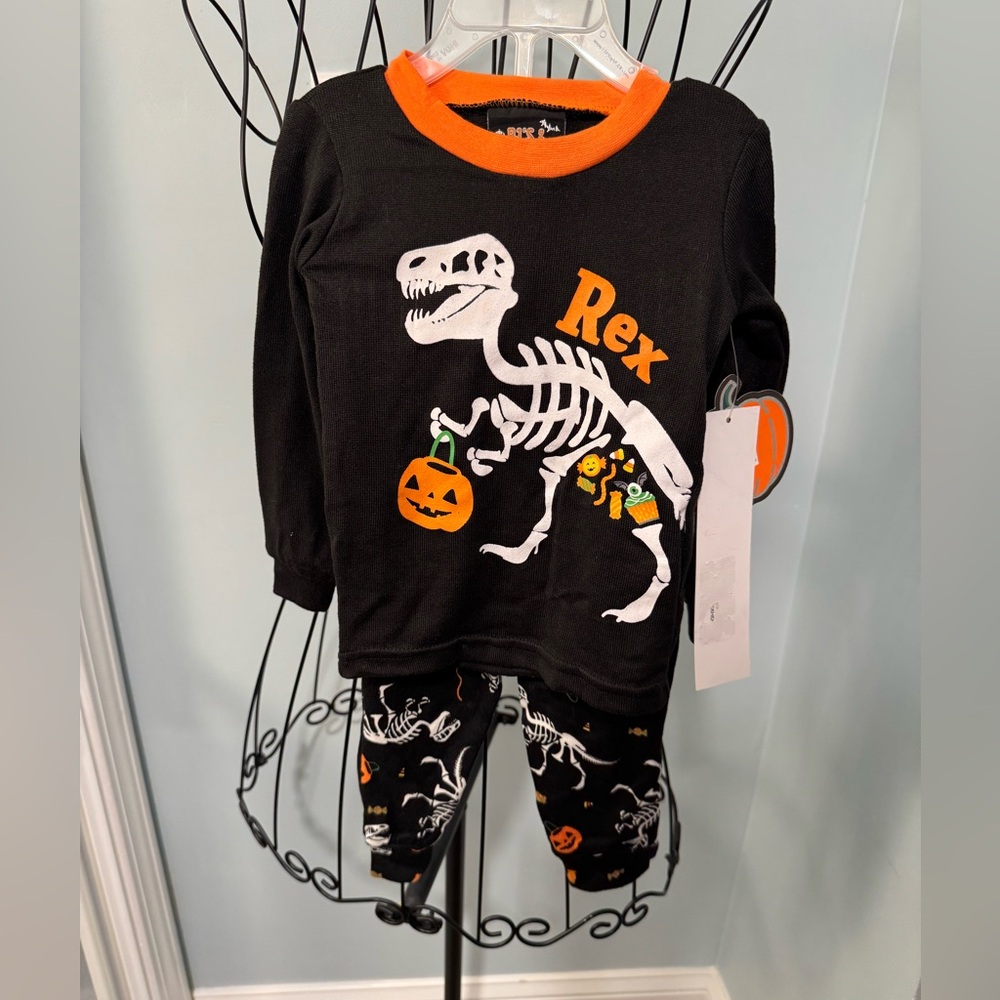 Pjs & Pumpkins Halloween Pajamas 18m 18 months Black T Rex Candy Corn Skeleton